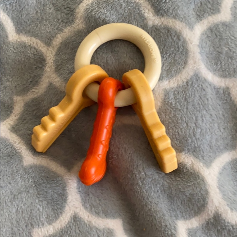 Dog toy